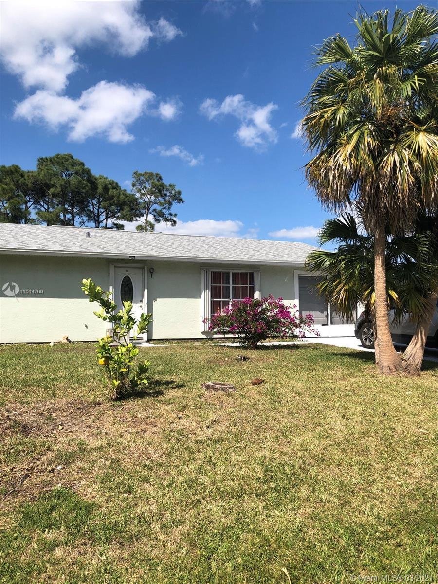 1017 SW Mantilla Ave, Port St. Lucie FL 34953 photo 2