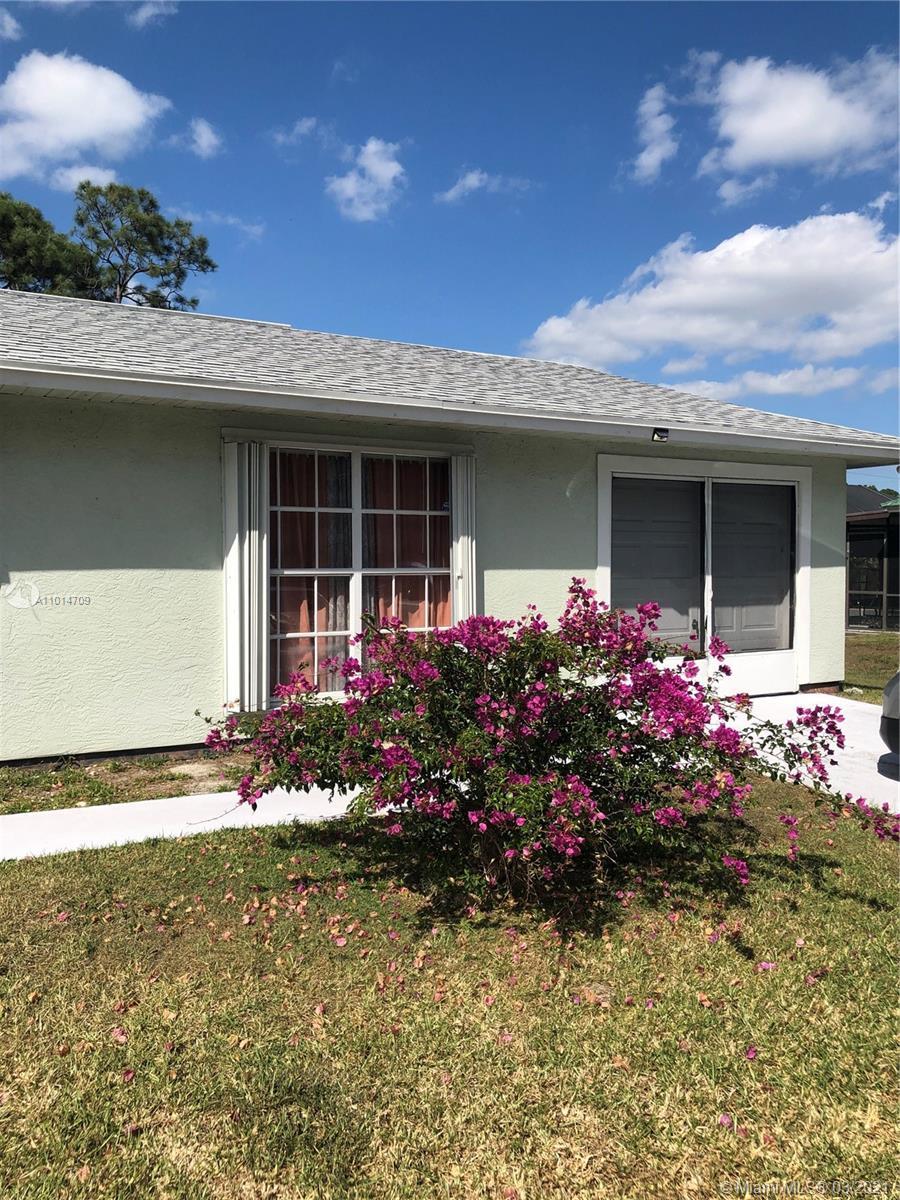 1017 SW Mantilla Ave, Port St. Lucie FL 34953 photo 5