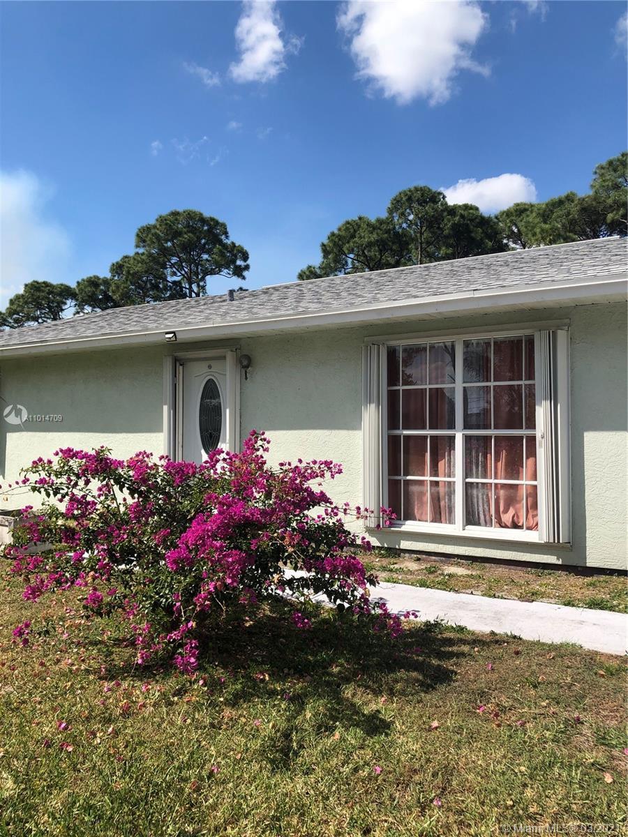 1017 SW Mantilla Ave, Port St. Lucie FL 34953 photo 4