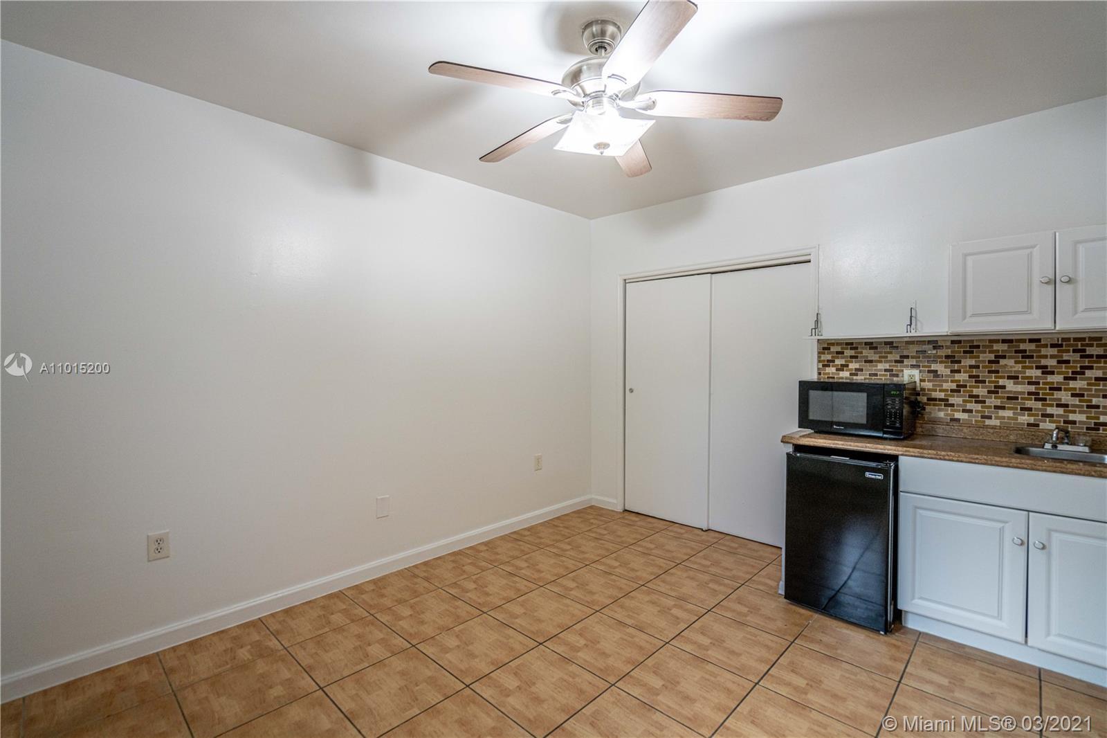 7130 Carlyle Ave # 3A, Miami Beach FL 33141 photo 4