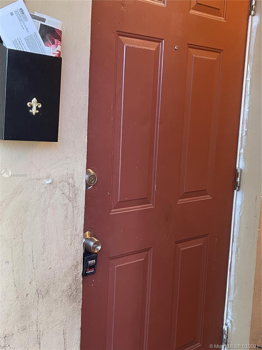 700 NE 6th St # 7, Hallandale Beach FL 33009 photo 2