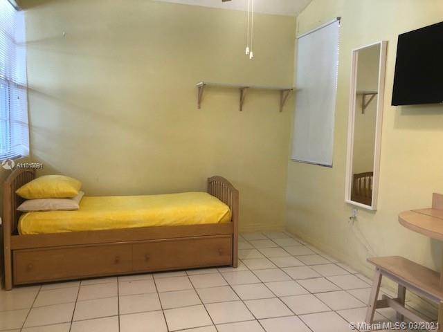 2730 Coconut Ave, Miami FL 33133