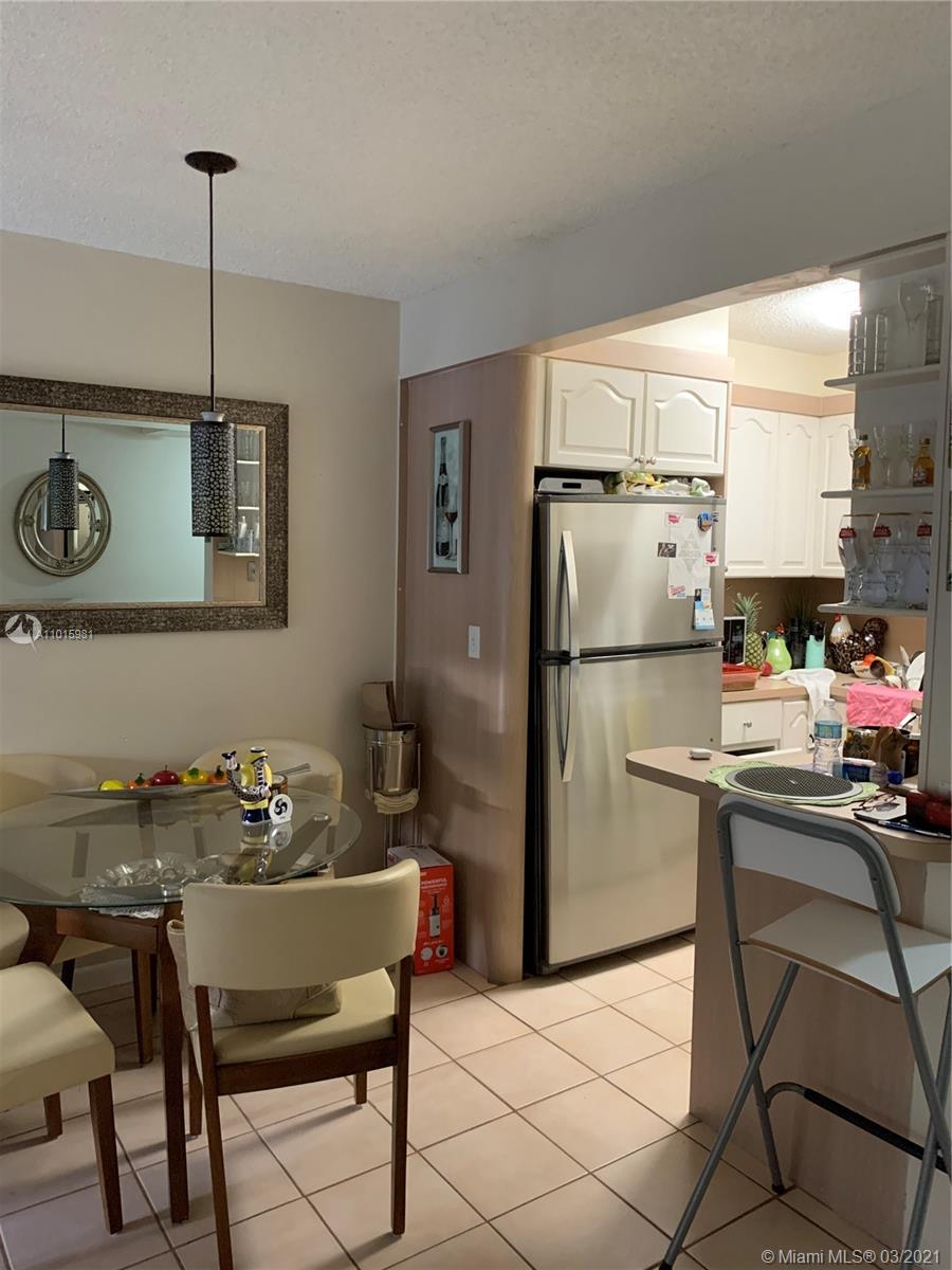 9520 SW 8th St # 219, Miami FL 33174 photo 2