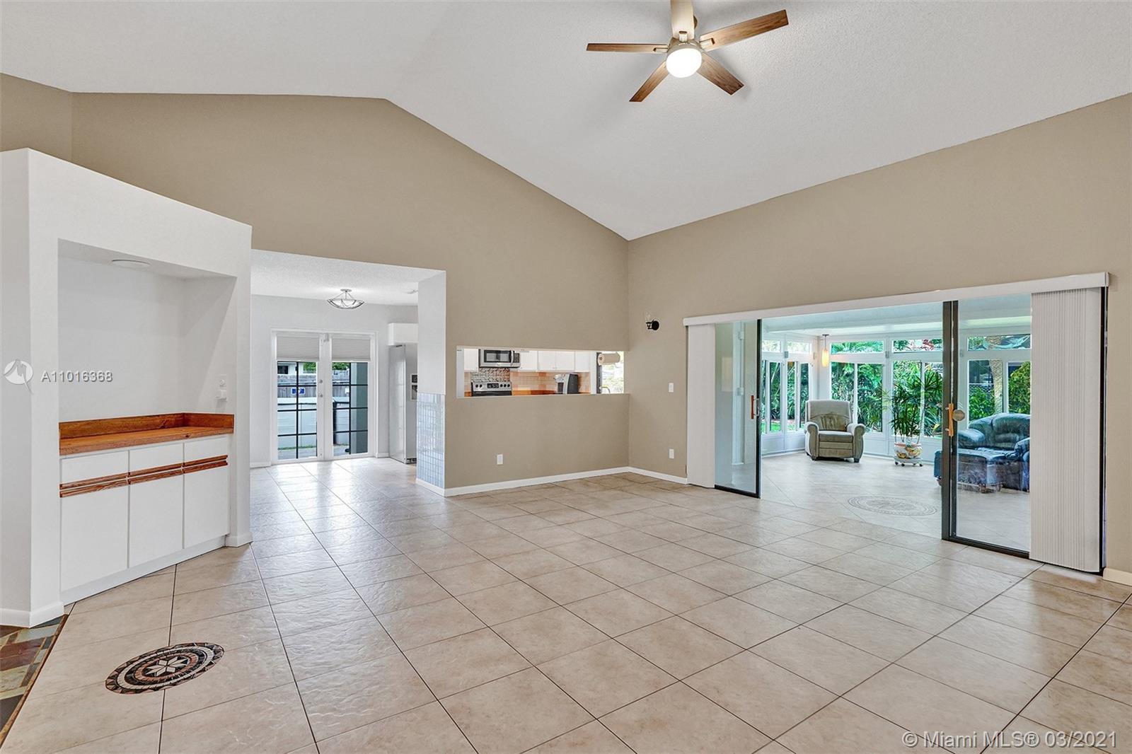 5504 SW 89th Ave, Cooper City FL 33328 photo 4