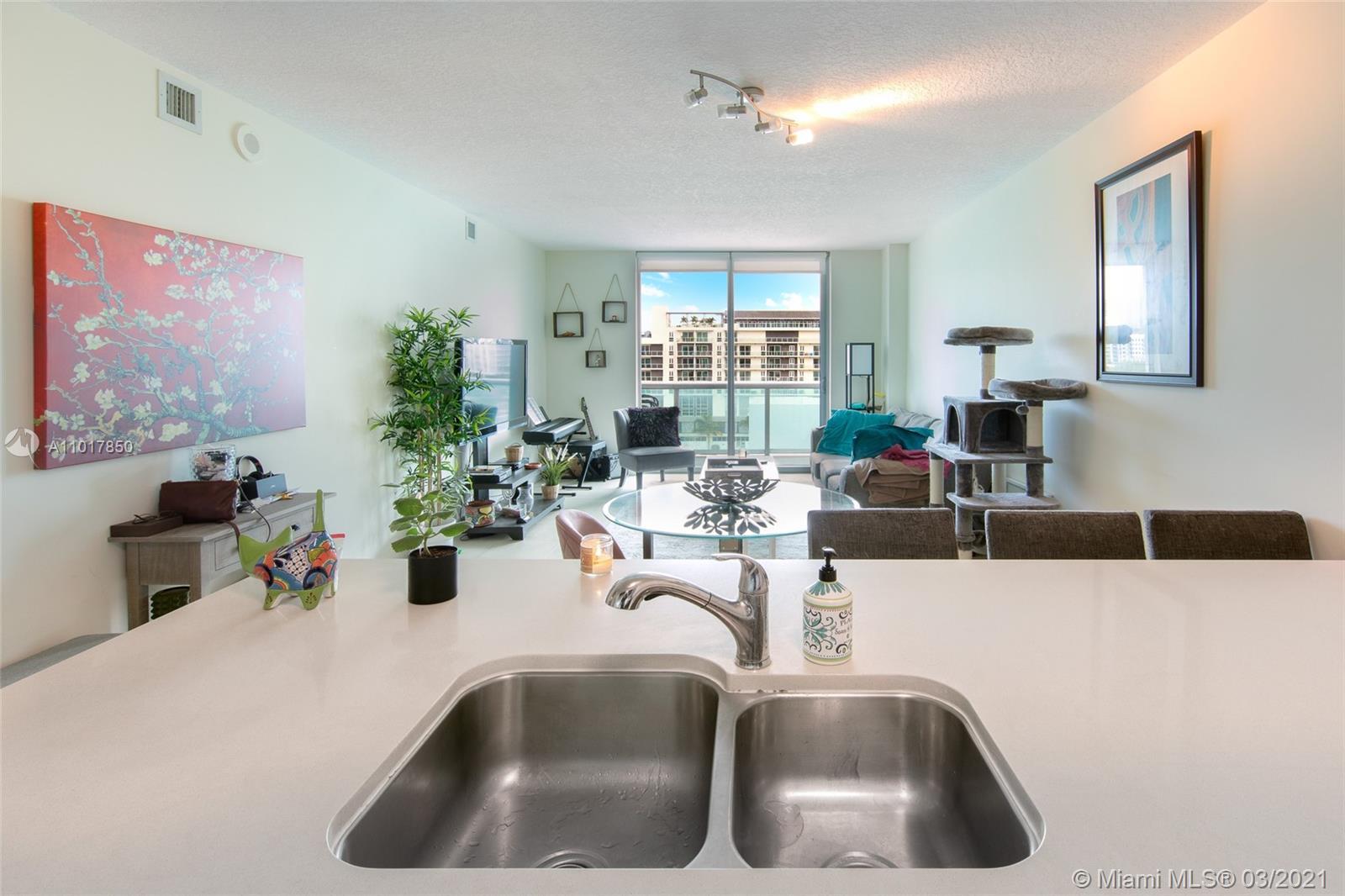 333 NE 24th St # 704, Miami FL 33137 photo 2