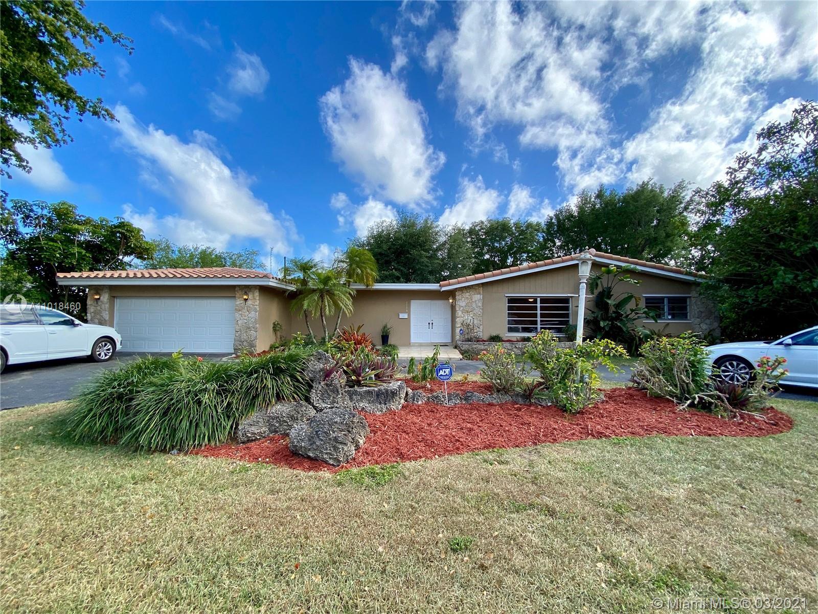 7720 SW 142 St, Palmetto Bay FL 33158