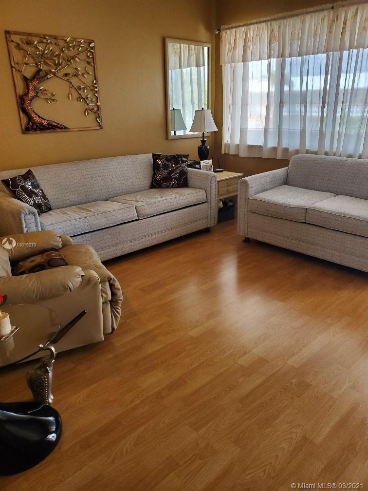 815 SW 10th Ter # 21V, Hallandale Beach FL 33009