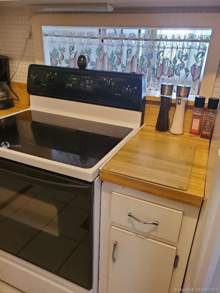815 SW 10th Ter # 21V, Hallandale Beach FL 33009 photo 5