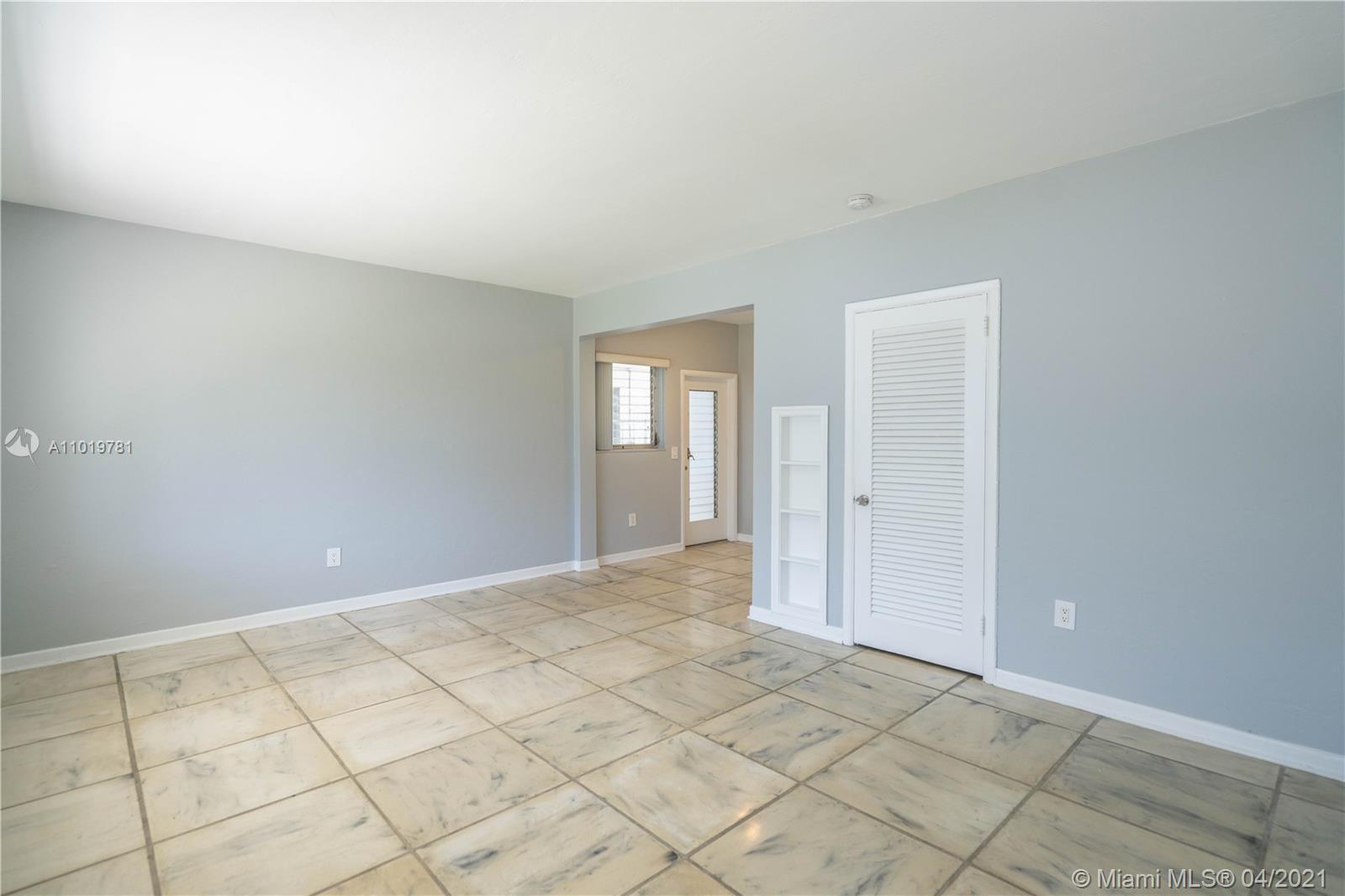 10200 E BAY HARBOR DR # 8C, Bay Harbor Islands FL 33154 photo 2
