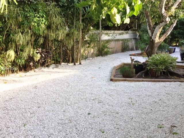 4401 Anderson Rd, Coral Gables FL 33146 photo 2