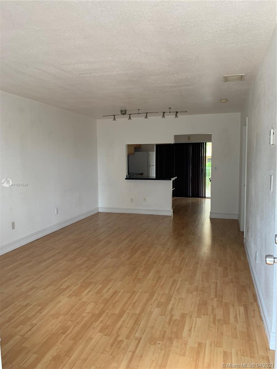 677 NE 24th St # 303, Miami FL 33137 photo 2