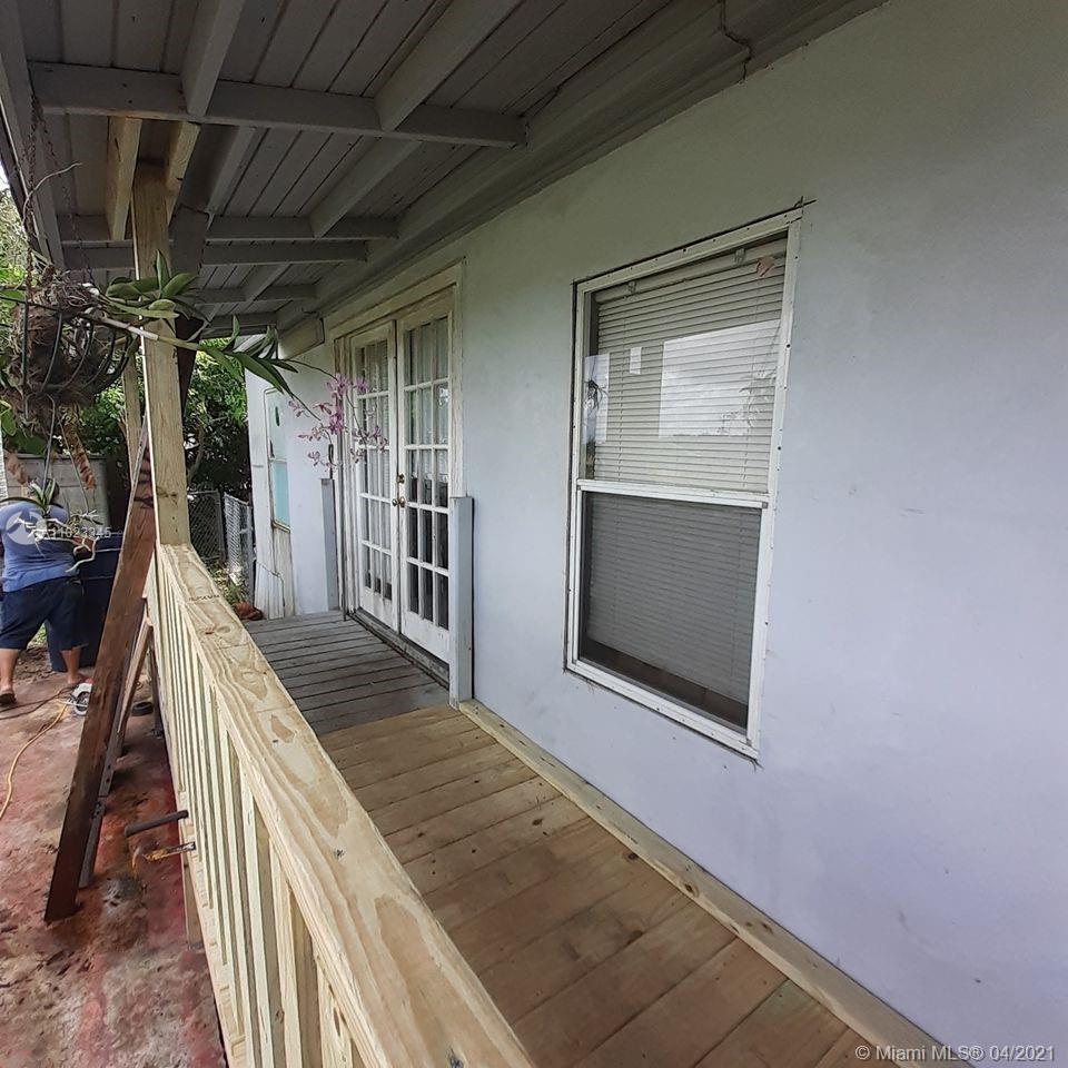 19800 SW 180 Ave, Miami FL 33187 photo 3