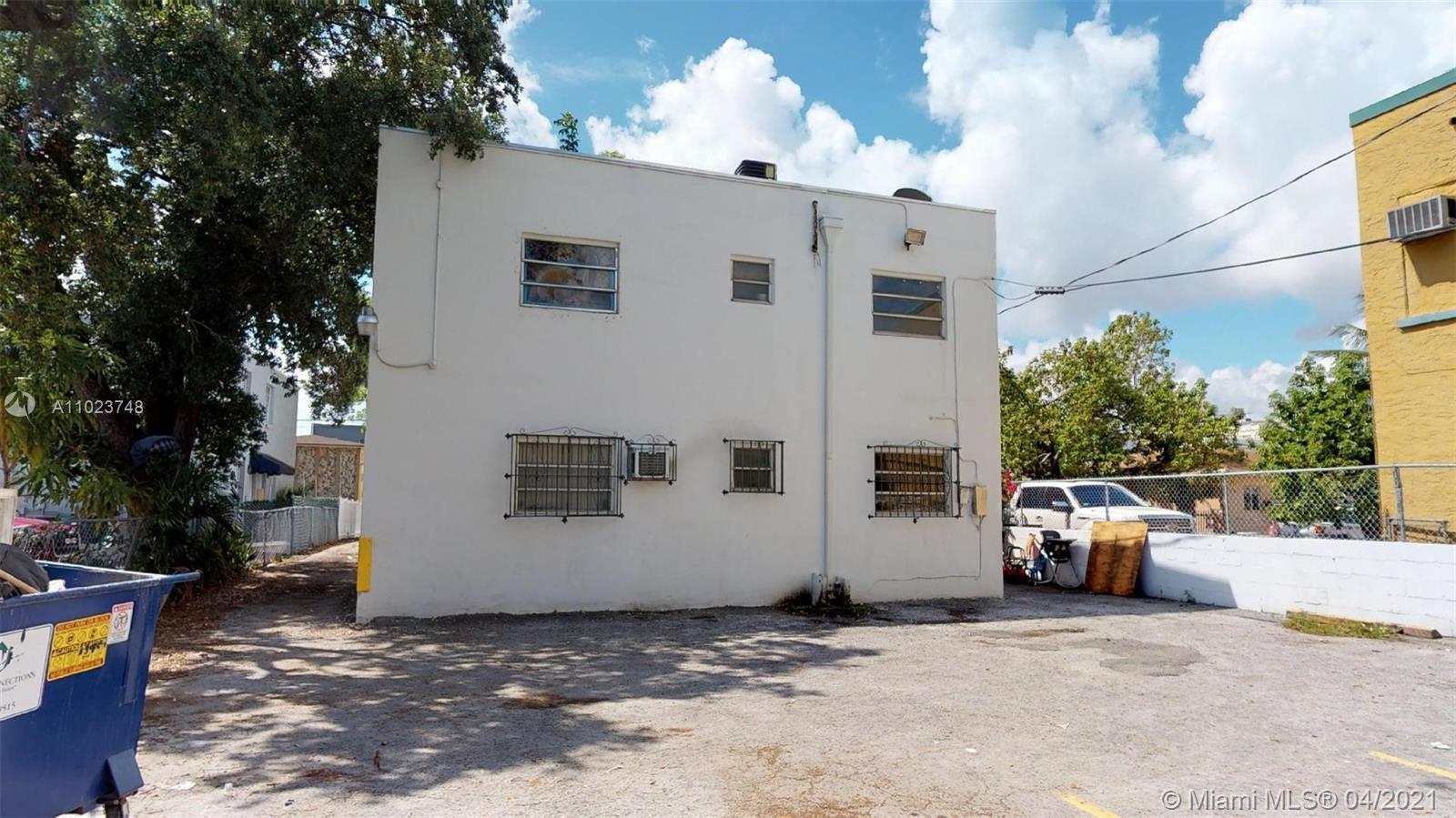 1135 NW 4th St, Miami FL 33128 photo 2
