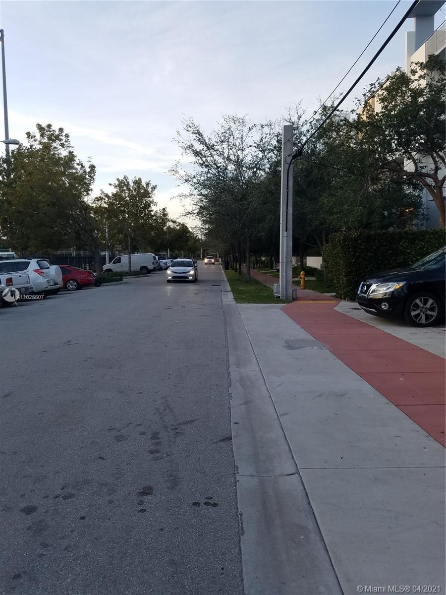 145 N Shore Dr, Miami Beach FL 33141 photo 2