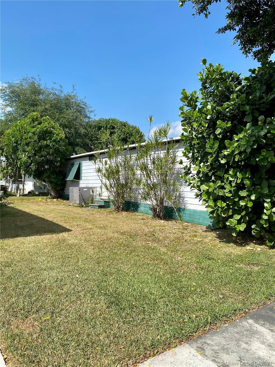 21841 NW 6th St, Pembroke Pines FL 33029 photo 4