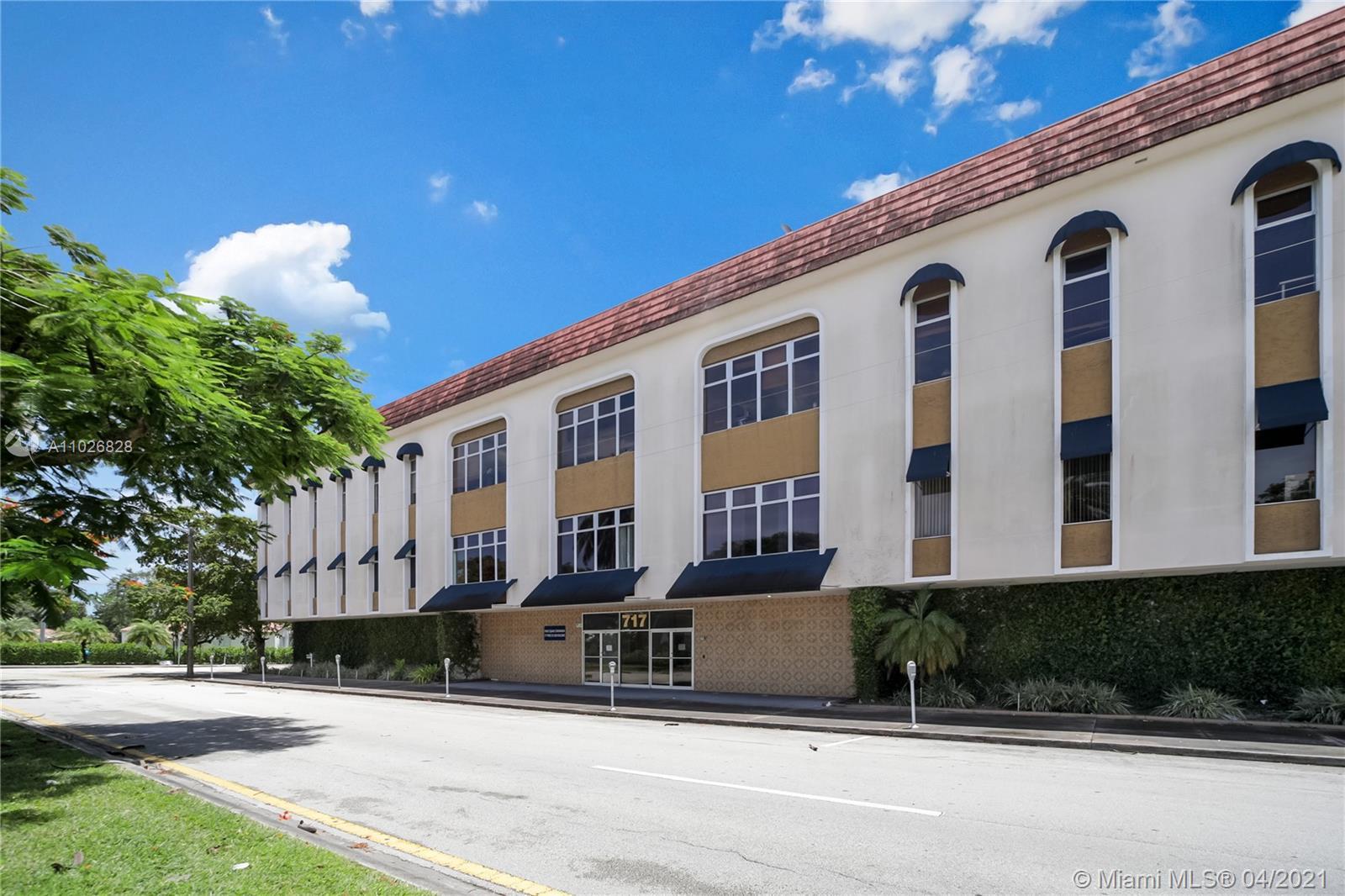 717 Ponce De Leon Blvd # 323, Coral Gables FL 33134