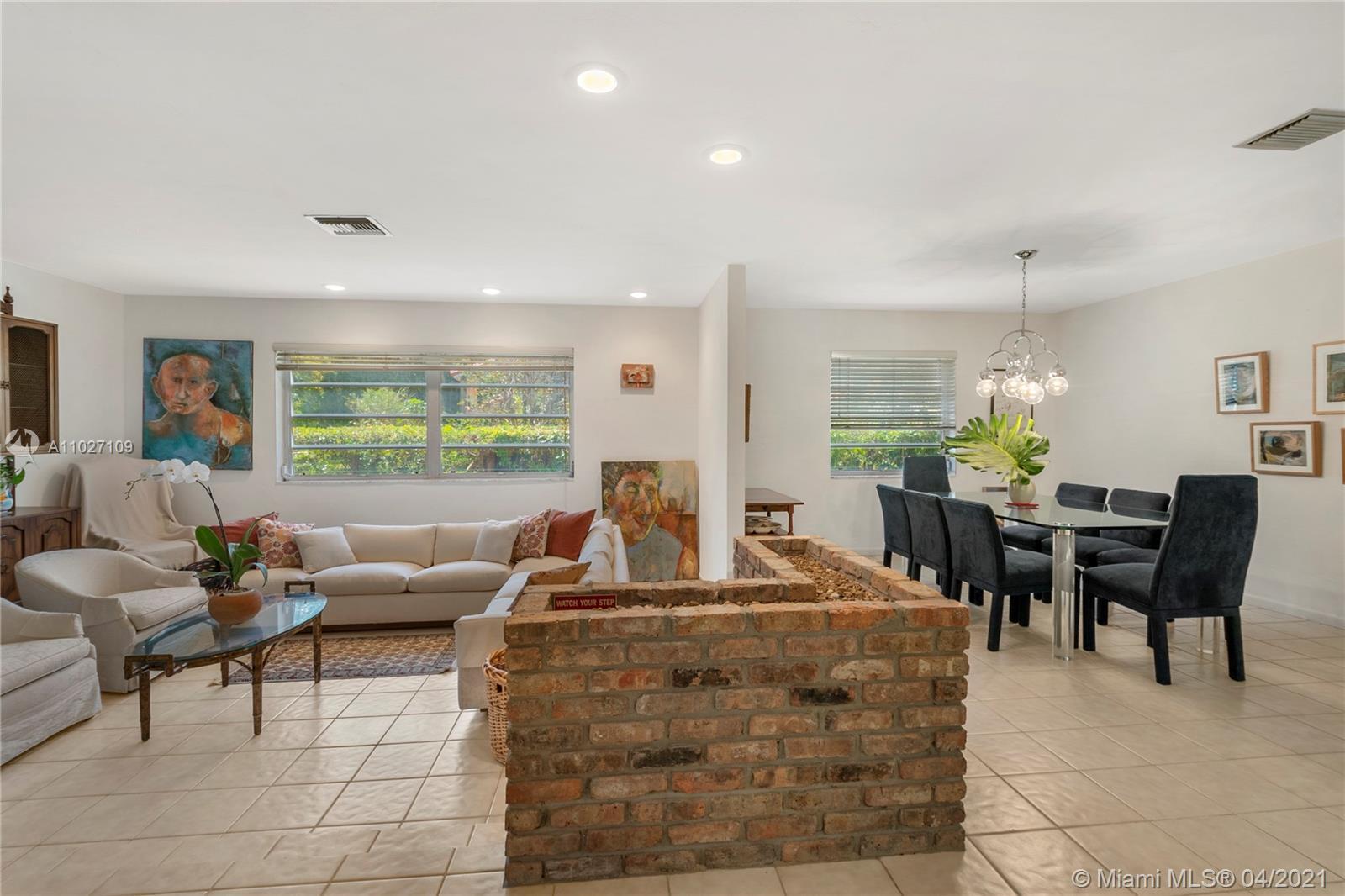 14540 SW 80th Ave, Palmetto Bay FL 33158 photo 2