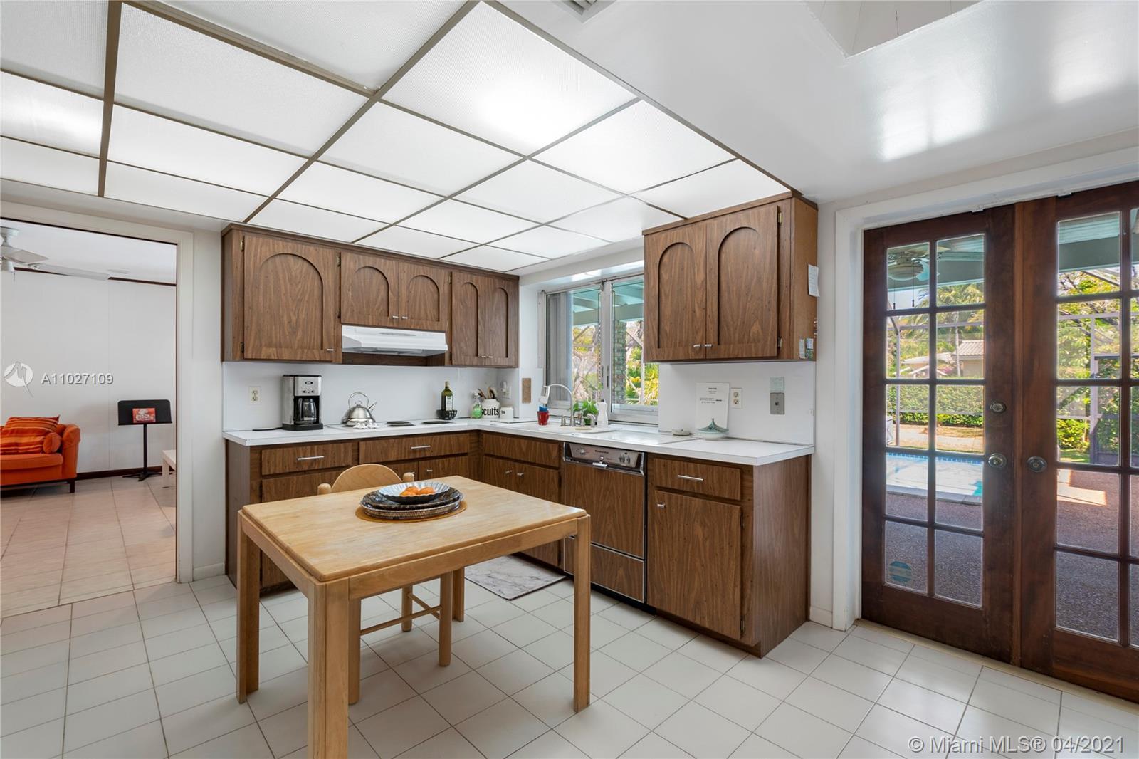 14540 SW 80th Ave, Palmetto Bay FL 33158 photo 5