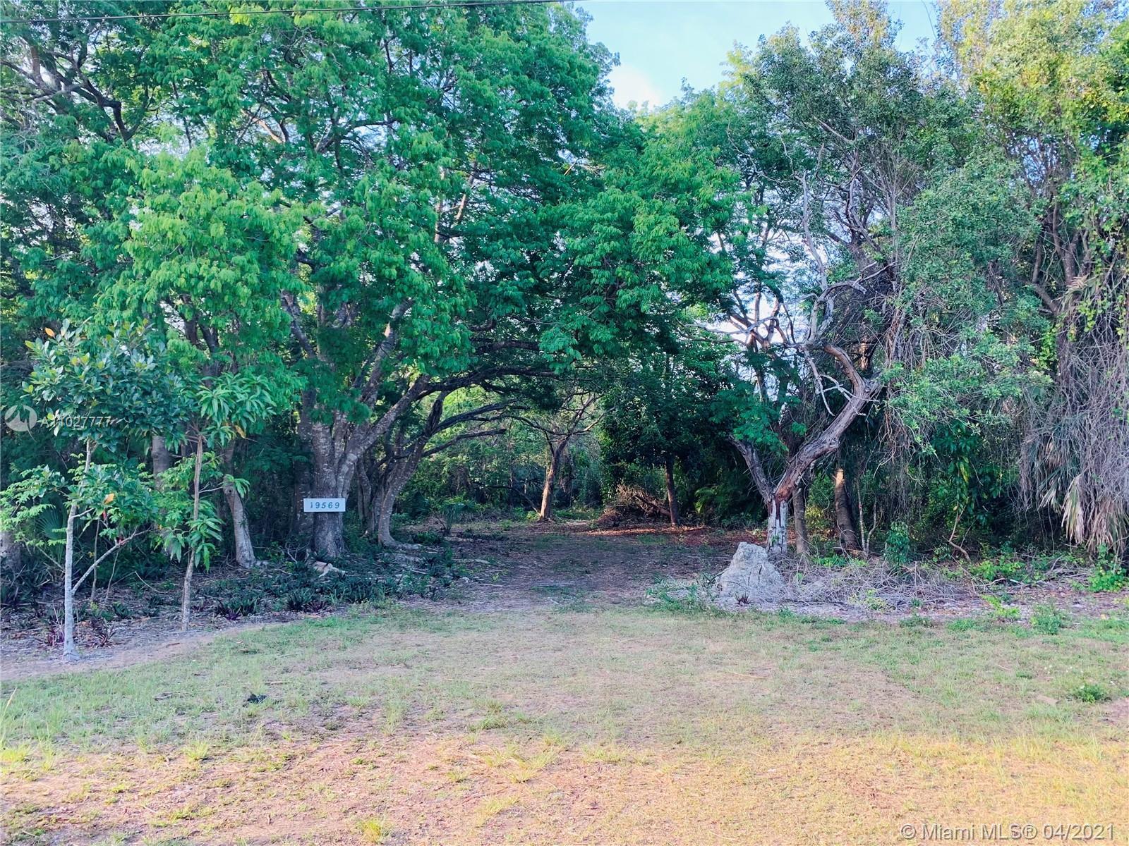 196xx SW 234 St, Homestead FL 33031 photo 2
