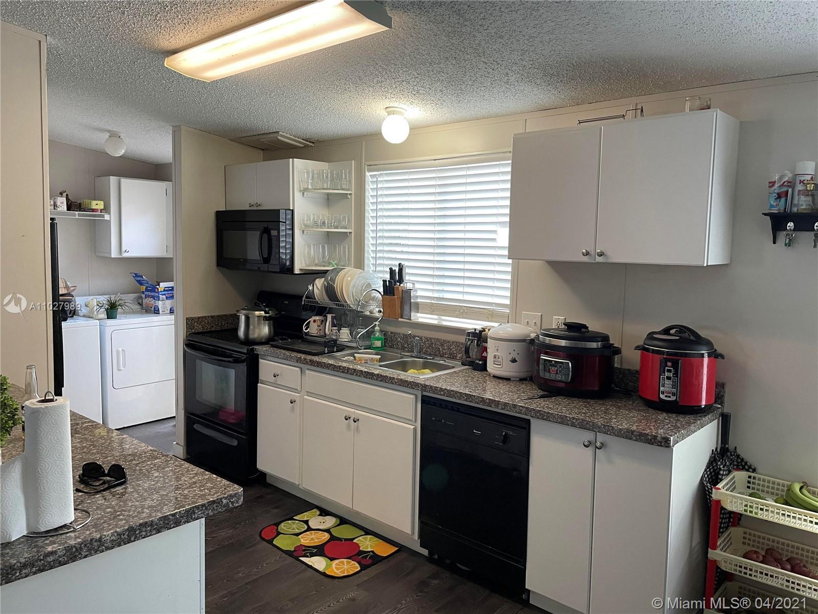 19800 SW 180, Miami FL 33187 photo 3