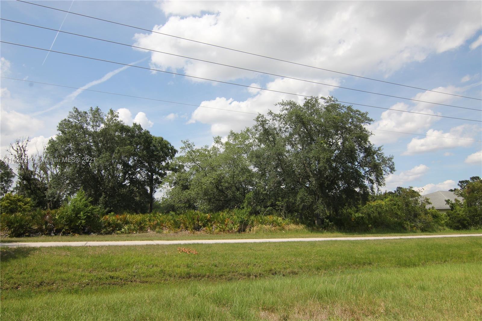 6926 SUN N LAKE BLVD, Sebring FL 33872 photo 2