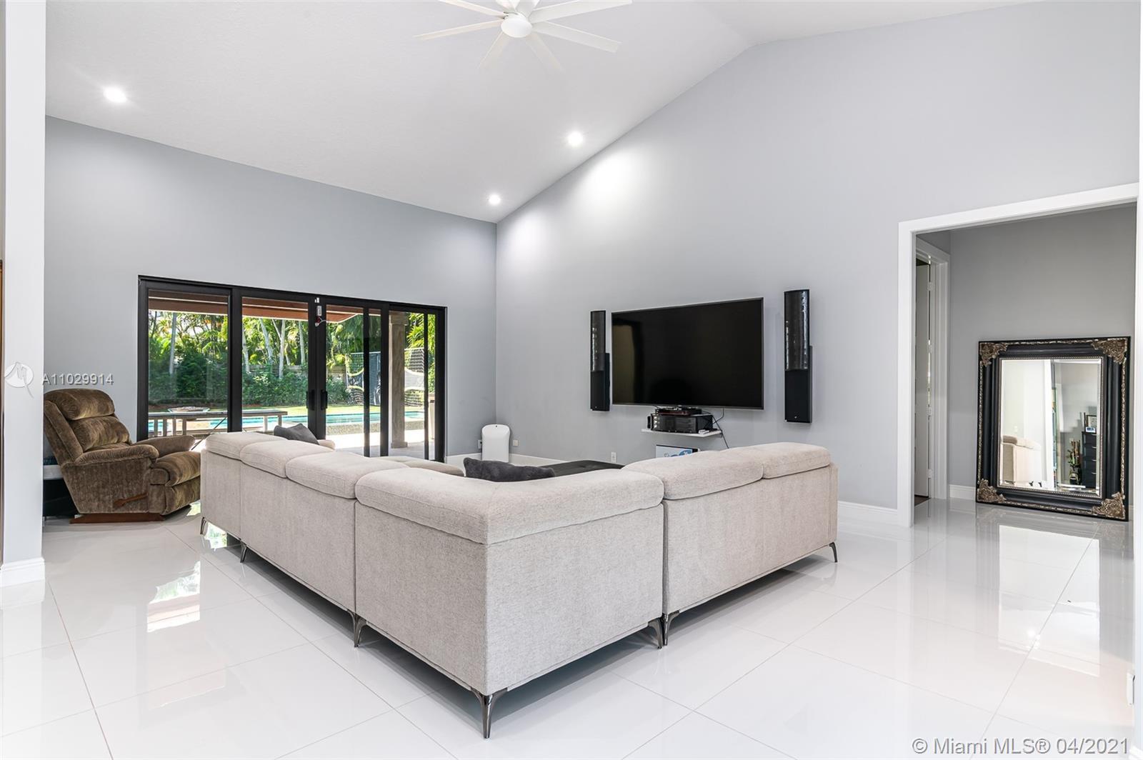 576 Sandpiper Way, Boca Raton FL 33431 photo 5