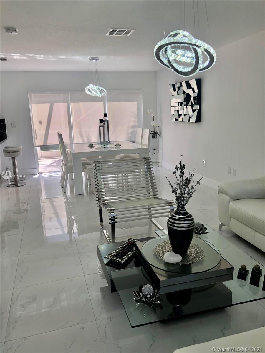17062 NW 22nd St # 17062, Pembroke Pines FL 33028