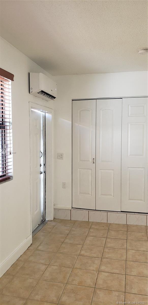 4257 SW 154th Ct, Miami FL 33185 photo 4