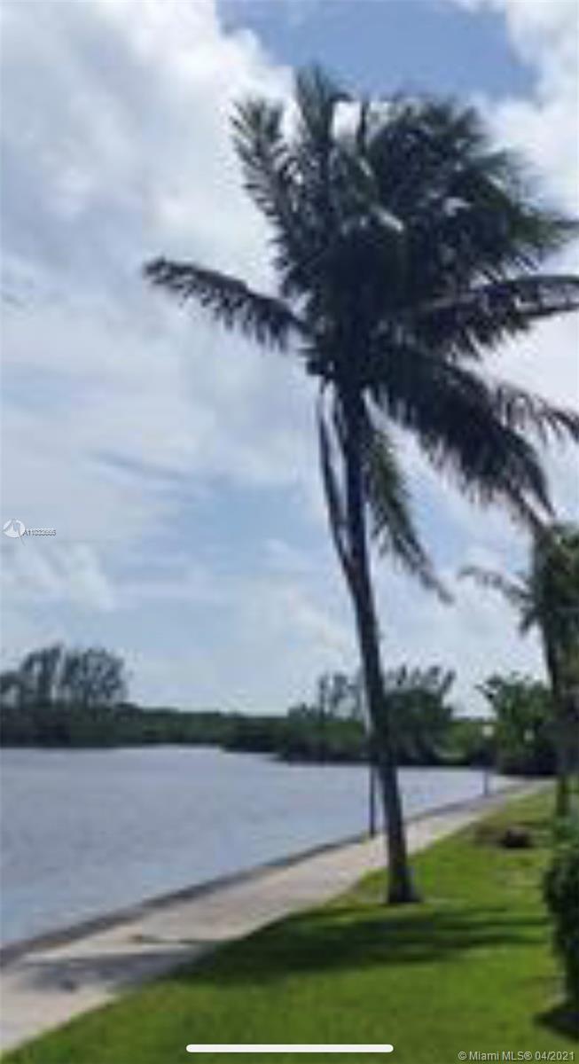21121 SW 85th Ave # 305, Cutler Bay FL 33189 photo 5