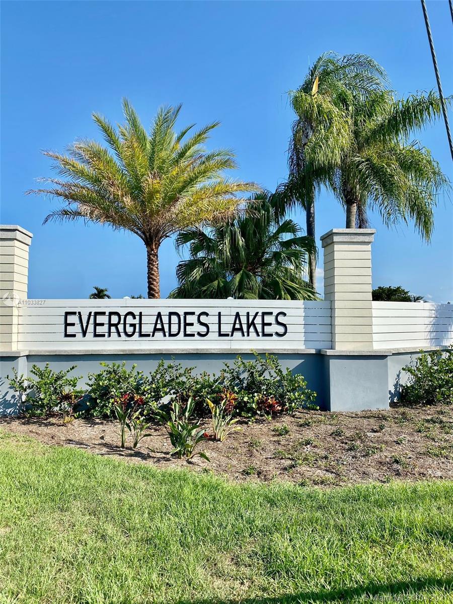 3565 SW 52 ave, Davie FL 33314 photo 2