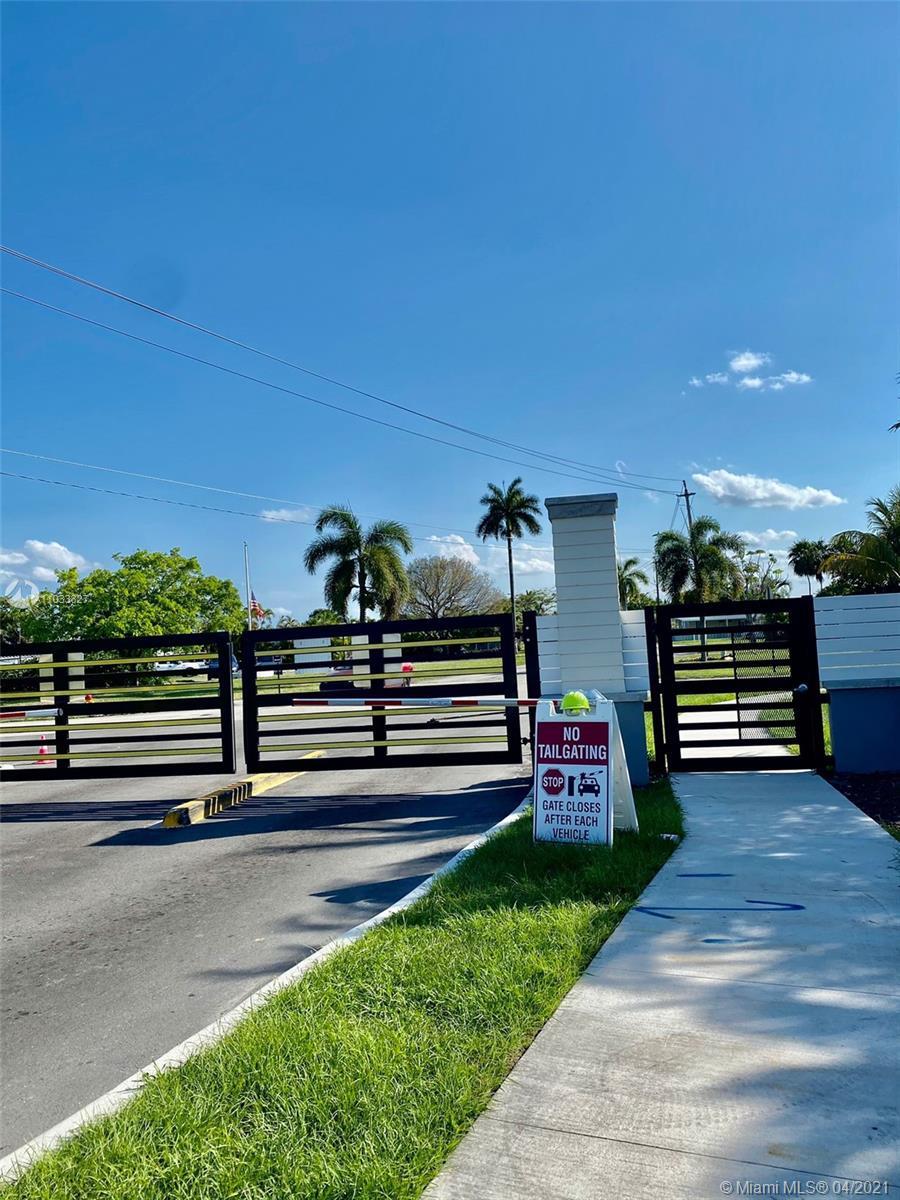 3565 SW 52 ave, Davie FL 33314 photo 4