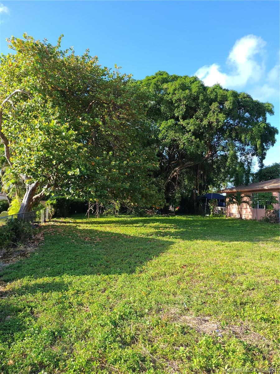 Miami, FL 33168 photo 2