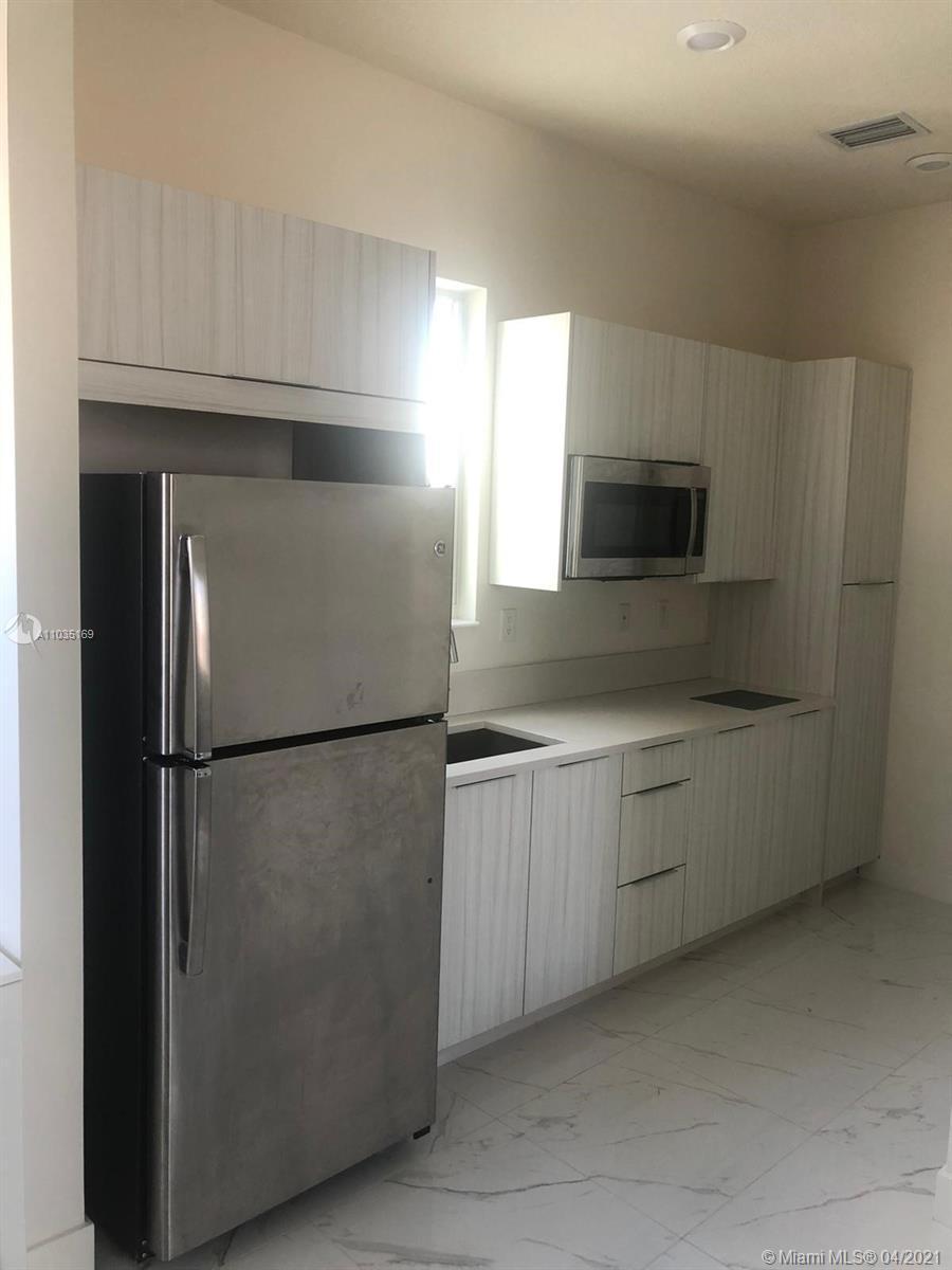 10410 NW 67th St # 10410, Doral FL 33178 photo 4