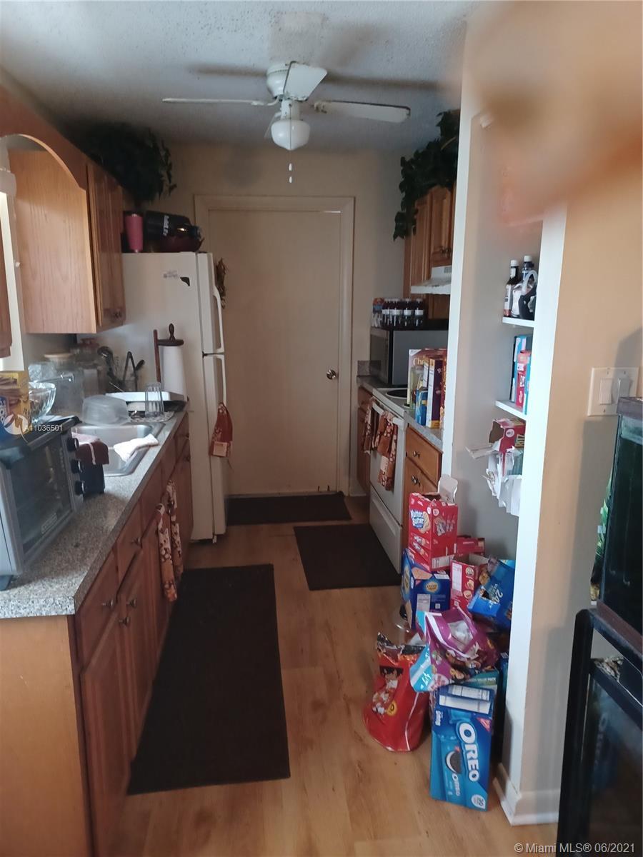 2443 Seneca Ave, Fort Pierce FL 34946 photo 3