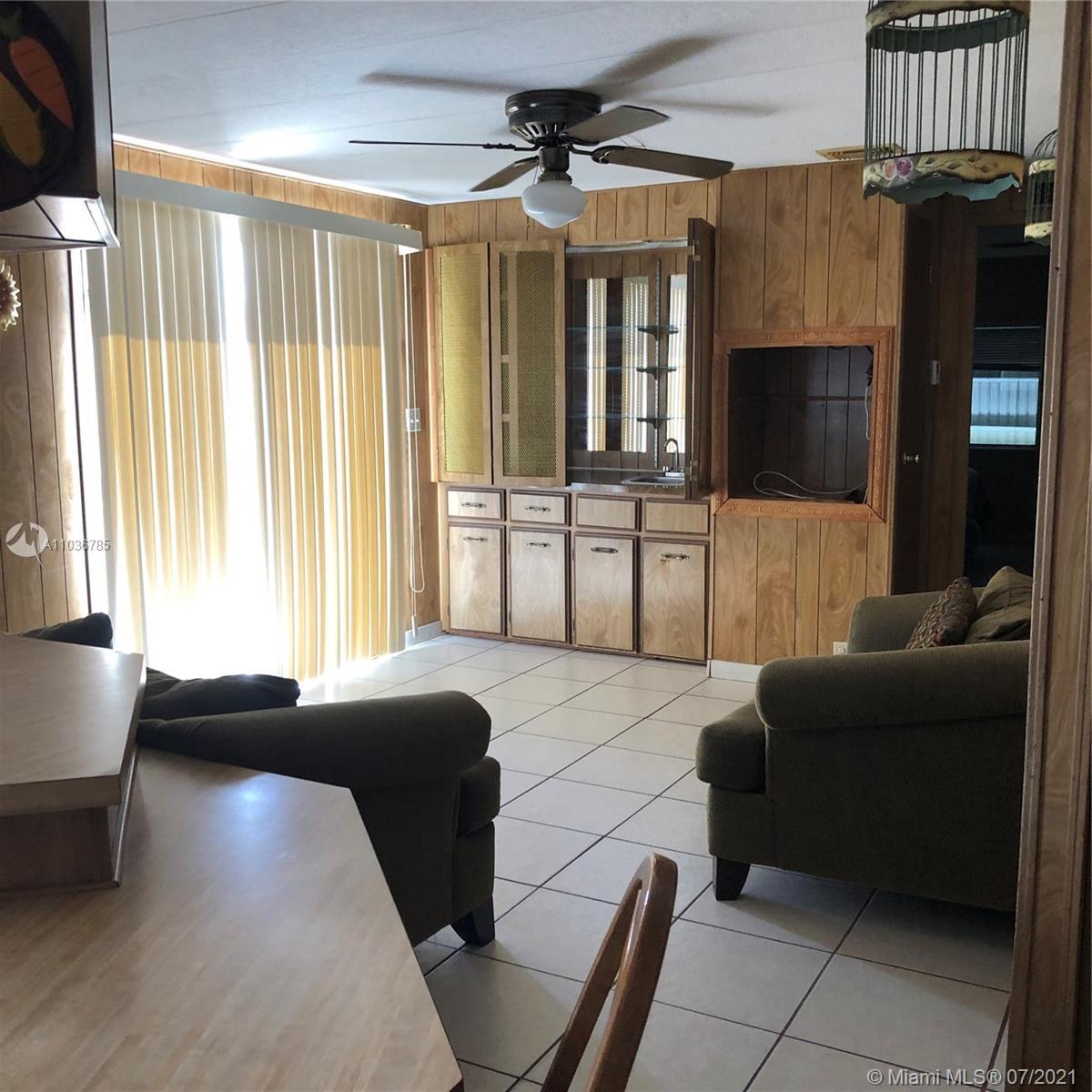21661 S Heritage Cir, Pembroke Pines FL 33029 photo 3