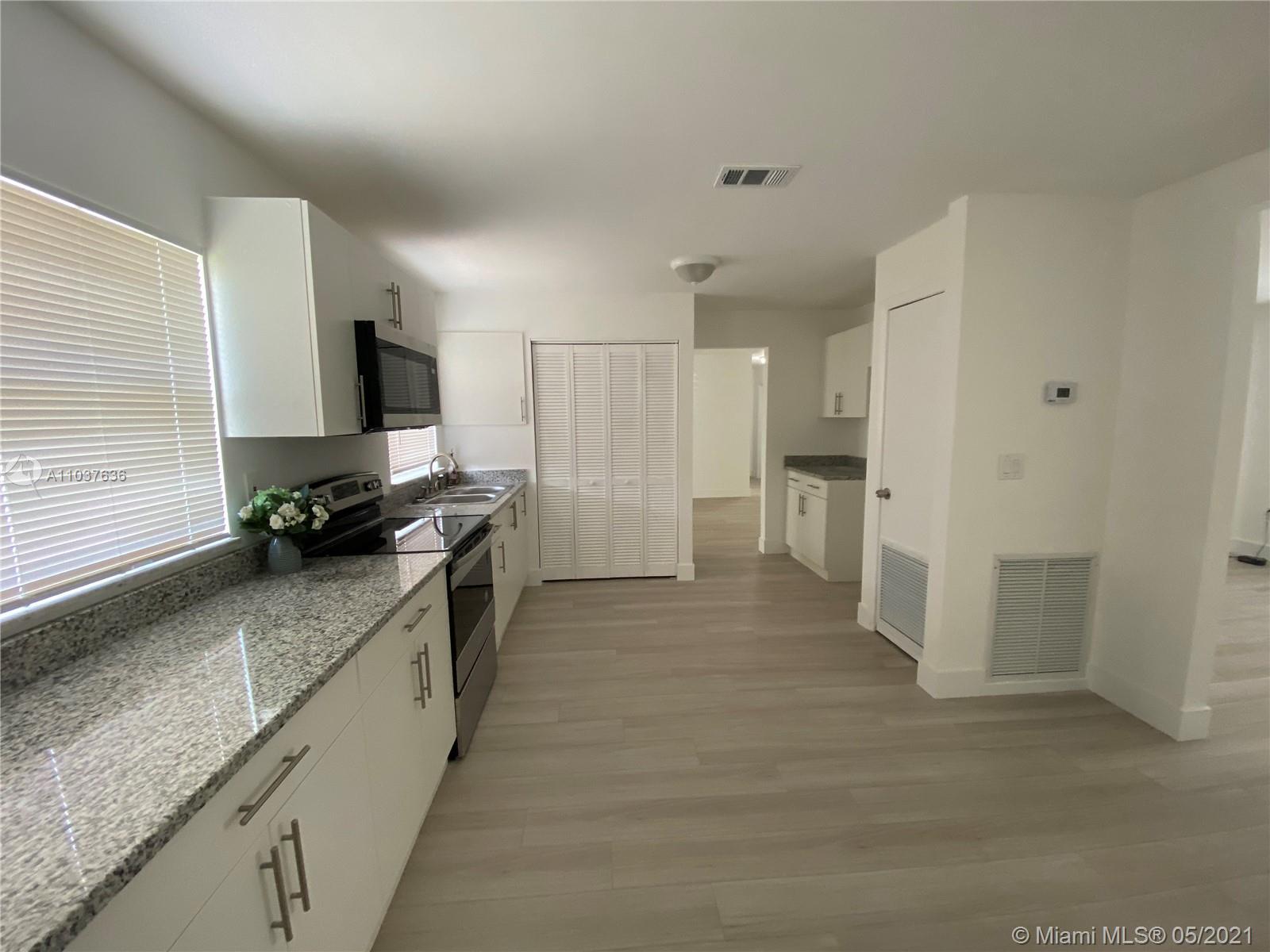 2210 Rosarita Ave, Fort Pierce FL 34946 photo 3