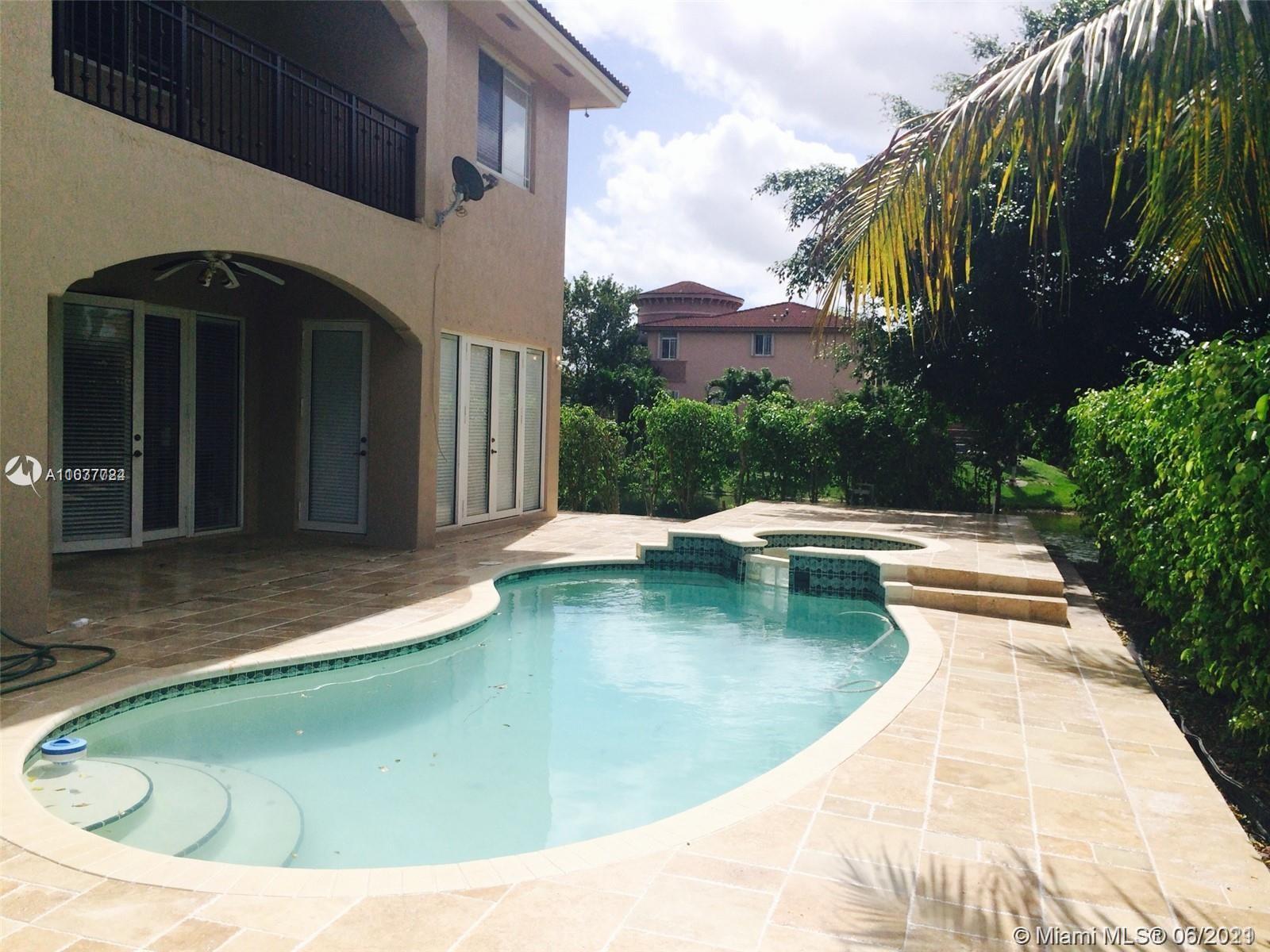 6422 SW 162nd Ct, Miami FL 33193 photo 2