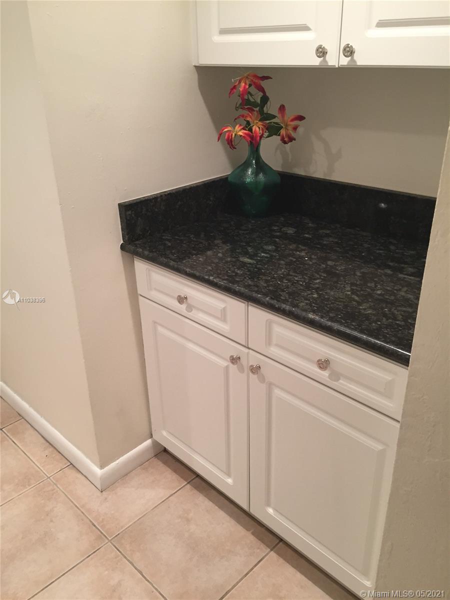 8601 SW 68th Ct # 2, Pinecrest FL 33156 photo 4