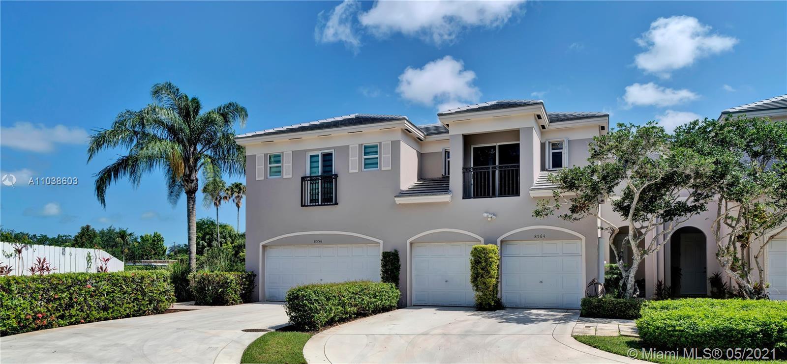 8556 SW 139th Ter, Palmetto Bay FL 33158 photo 2