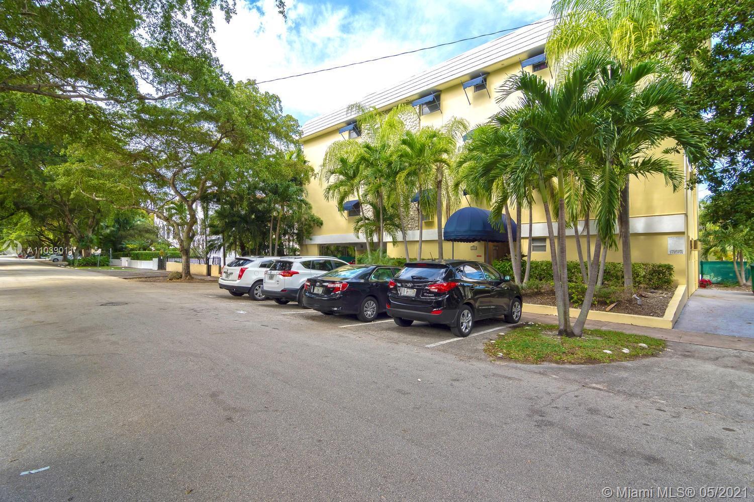 427 Santander Ave # 302, Coral Gables FL 33134
