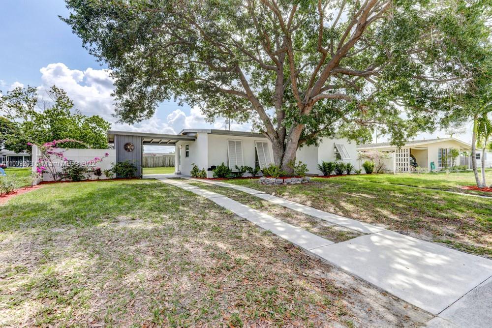 495 SE Airoso Boulevard, Port St. Lucie FL 34983 photo 4