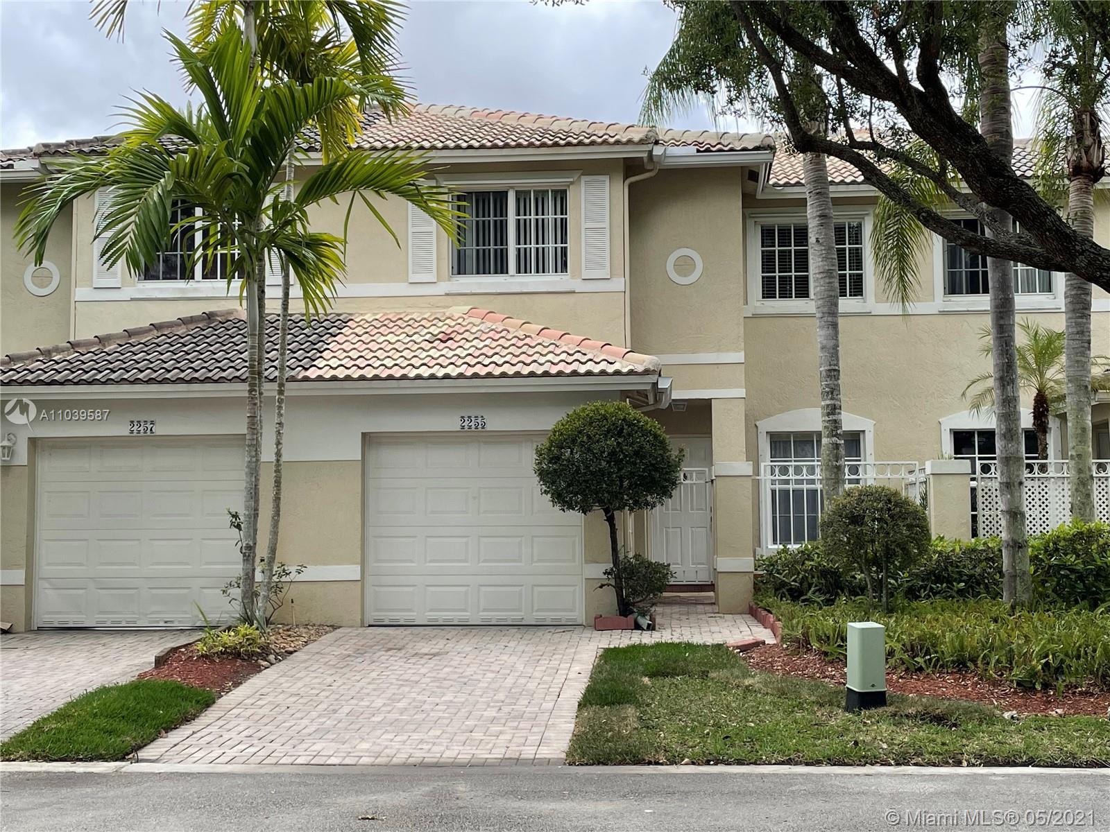 2255 NW 170th Ave, Pembroke Pines FL 33028