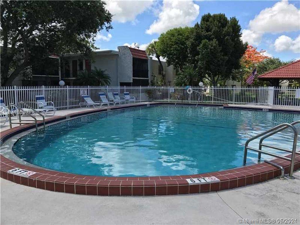 8701 SW 141st St # B1, Palmetto Bay FL 33176 photo 4