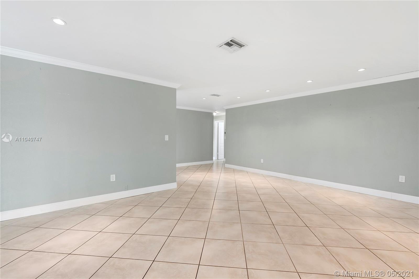 14400 SW 84th Ct, Palmetto Bay FL 33158 photo 3