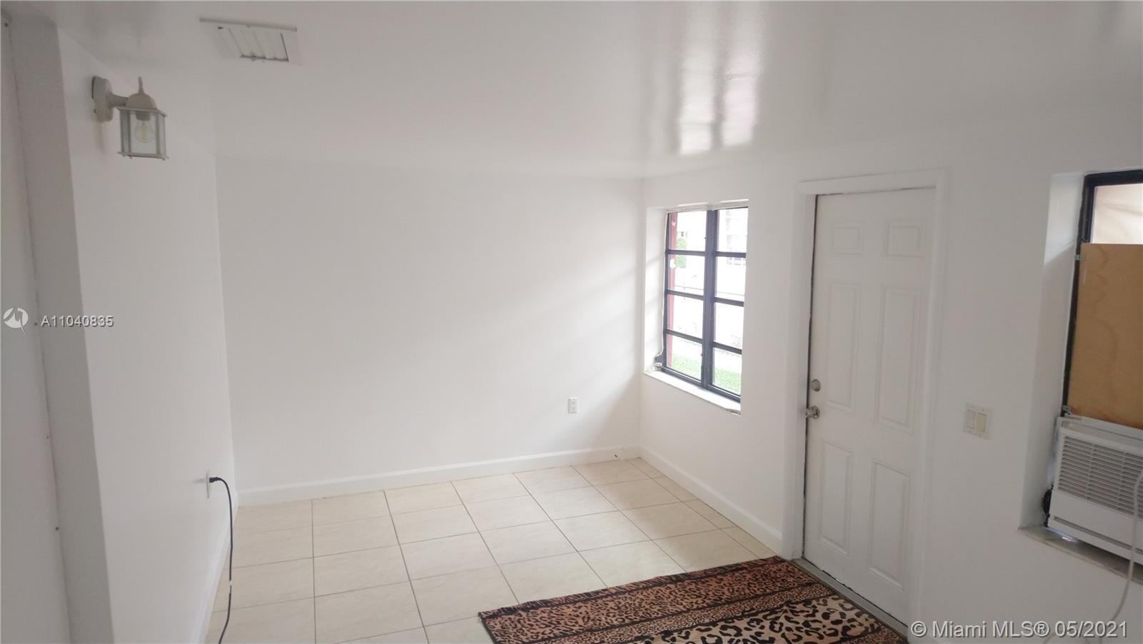 2723 SW 33rd Ct Rear, Miami FL 33133 photo 2