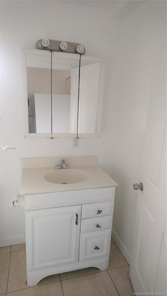 2723 SW 33rd Ct Rear, Miami FL 33133 photo 5