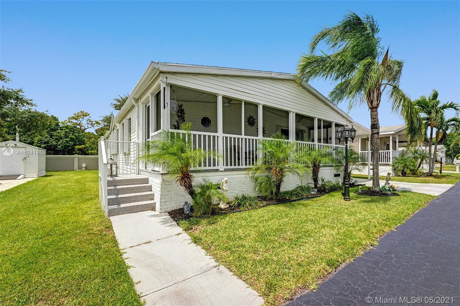 6881 NW 45th Terrace, Coconut Creek FL 33073