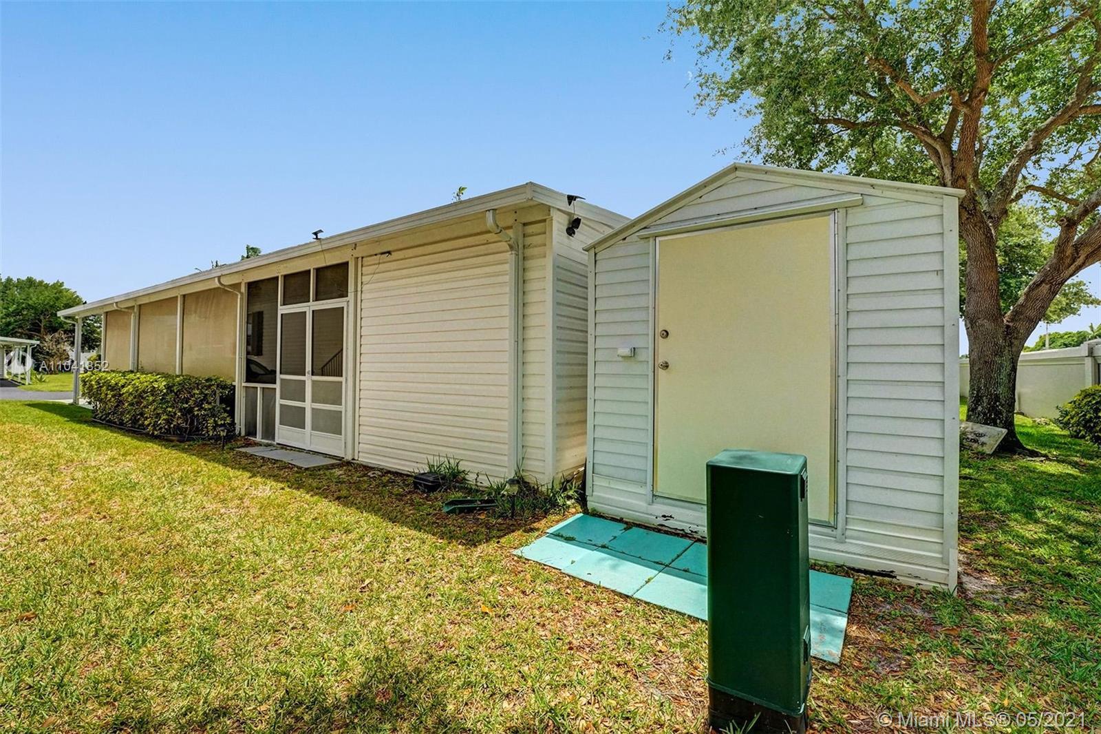 6881 NW 45th Terrace, Coconut Creek FL 33073 photo 4