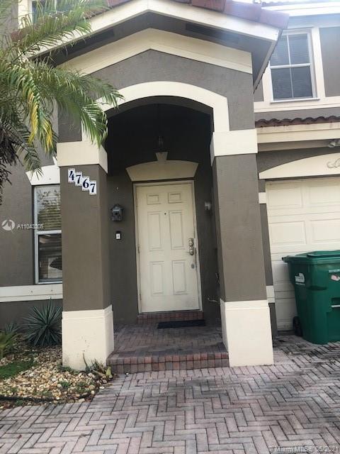 4767 SW 166th Ct, Miami FL 33185 photo 2