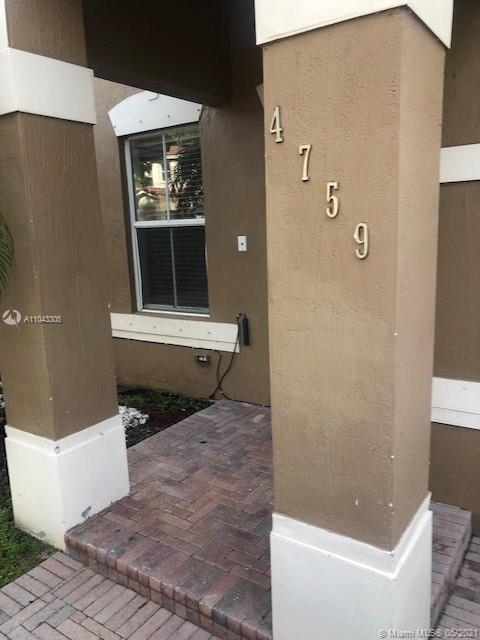 4767 SW 166th Ct, Miami FL 33185 photo 3